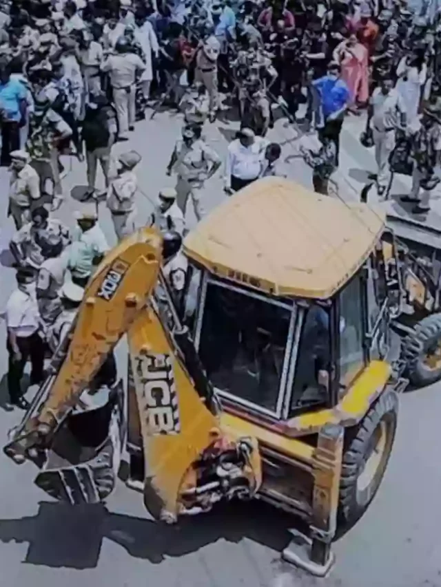 Bulldozers Roll In Again In Delhi, Locals vs Cops